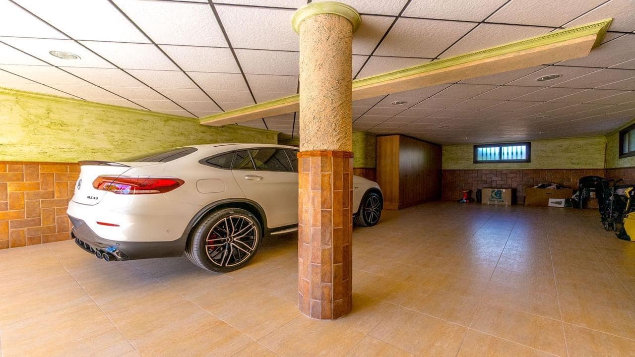 4 soveværelse Villa til salg i Rafal med swimmingpool garage - € 697.999 (Ref: 9051779)