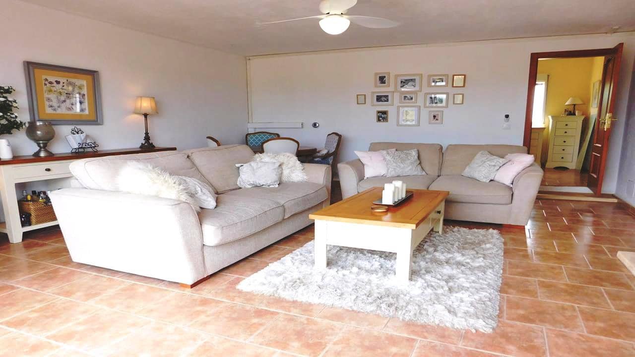 3 quarto Moradia para venda em Dolores com piscina garagem - 499 000 € (Ref: 9058627)