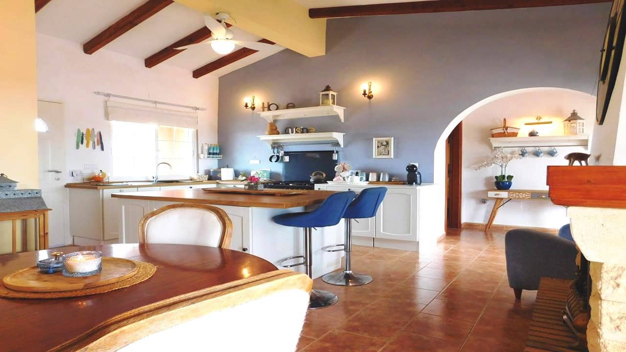 3 quarto Moradia para venda em Dolores com piscina garagem - 499 000 € (Ref: 9058627)