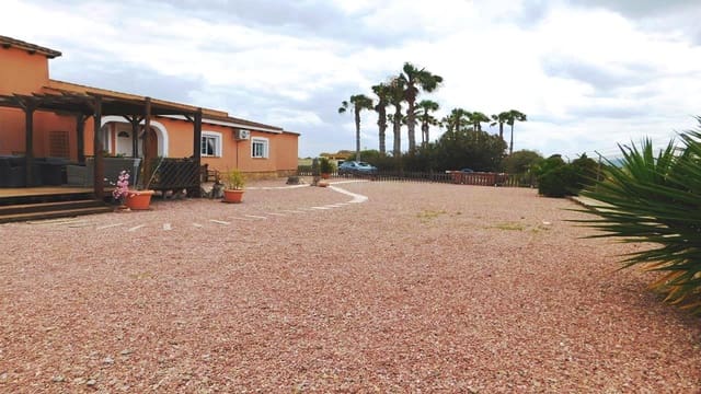 3 bedroom Villa for sale in Dolores with pool garage - € 499,000 (Ref: 9058627)