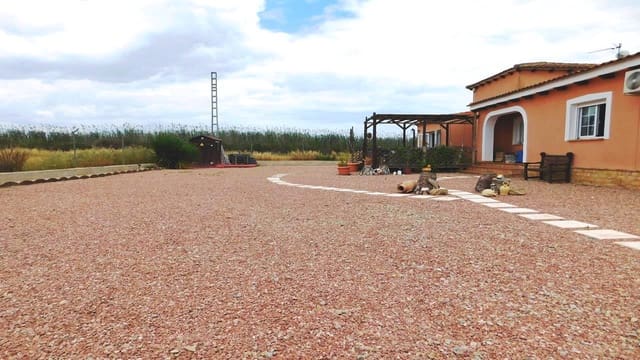 3 bedroom Villa for sale in Dolores with pool garage - € 499,000 (Ref: 9058627)