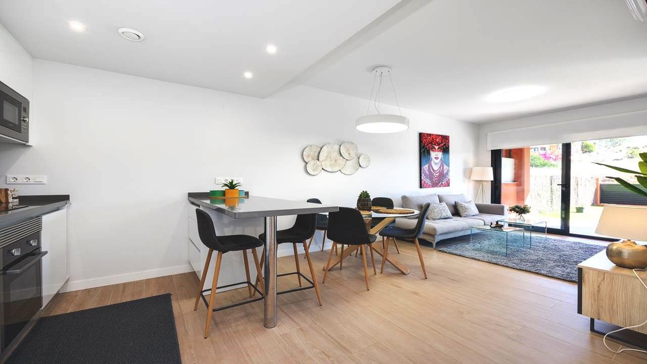 2 soveværelse Lejlighed til salg i Villamartin med swimmingpool garage - € 265.000 (Ref: 9060135)