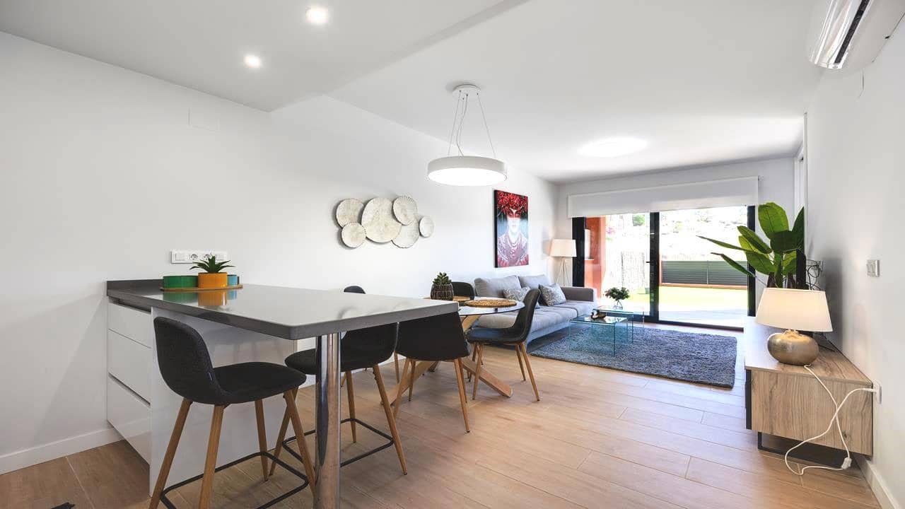 2 soveværelse Lejlighed til salg i Villamartin med swimmingpool garage - € 265.000 (Ref: 9060135)