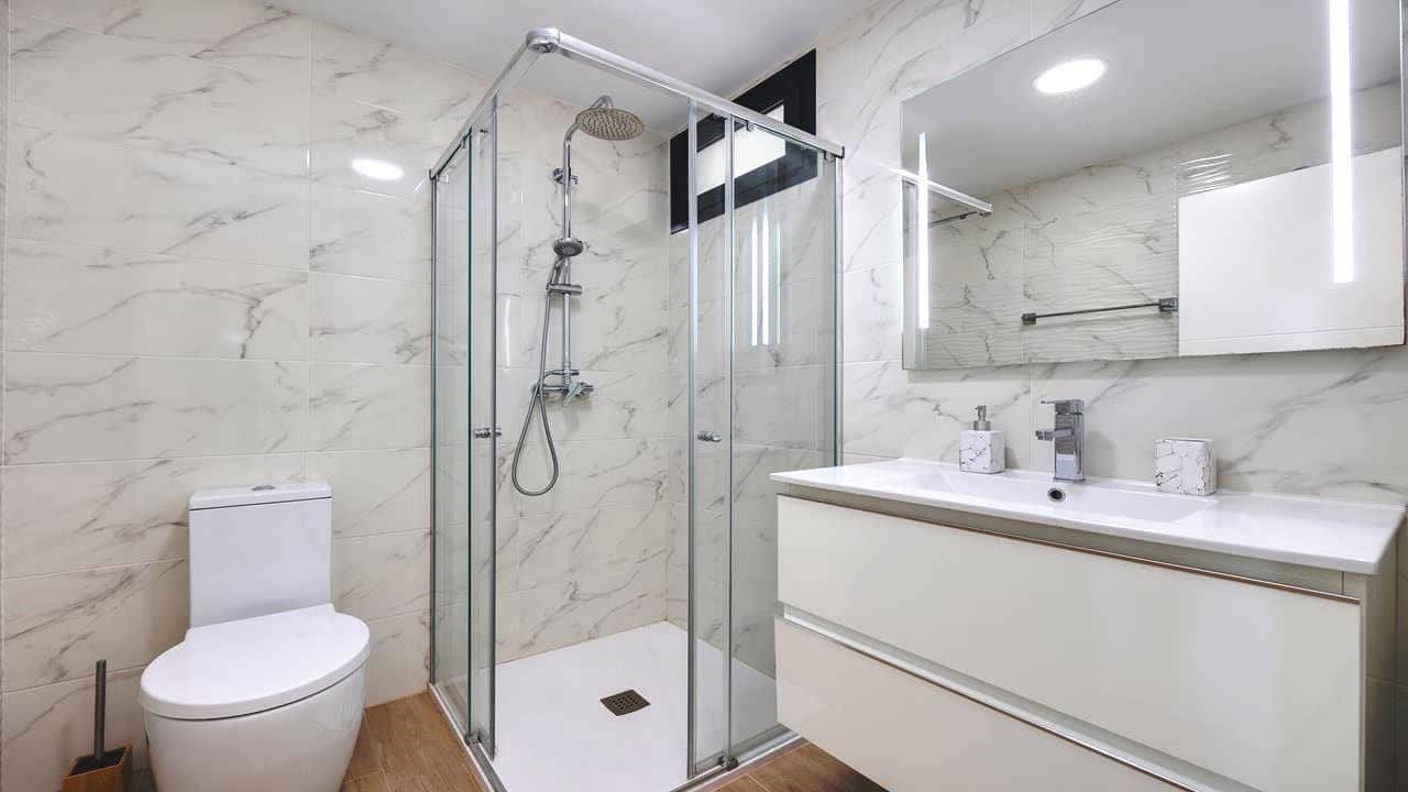 2 soveværelse Lejlighed til salg i Villamartin med swimmingpool garage - € 265.000 (Ref: 9060135)