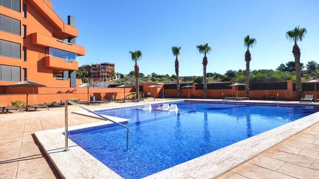2 soveværelse Lejlighed til salg i Villamartin, Orihuela med swimmingpool garage - € 265.000 (Ref: 9060135)
