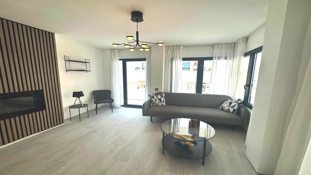 3 soveværelse Penthouse til salg i Torrevieja - € 357.000 (Ref: 9060659)