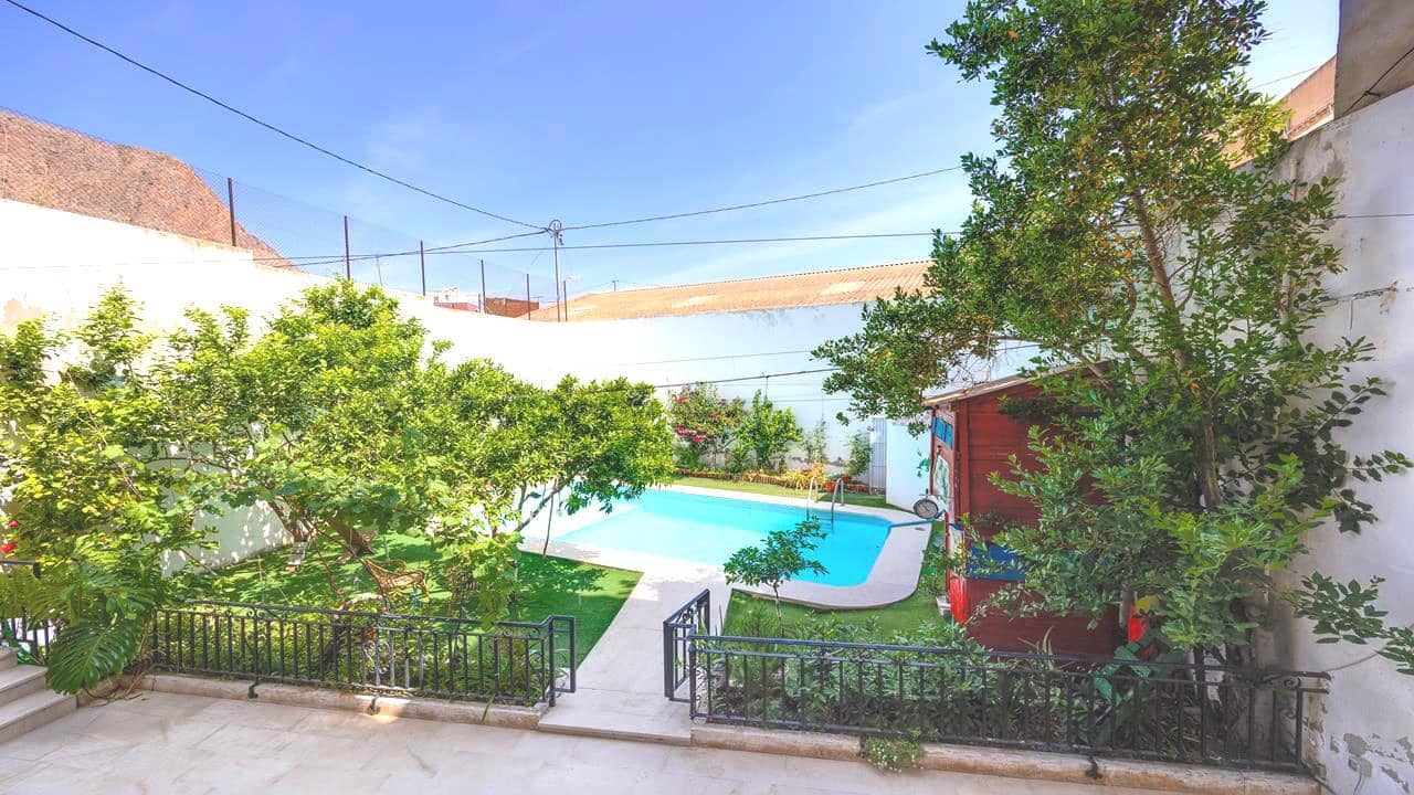 12 Zimmer Villa zu verkaufen in Callosa de Segura mit Pool Garage - 1.065.000 € (Ref: 9080952)