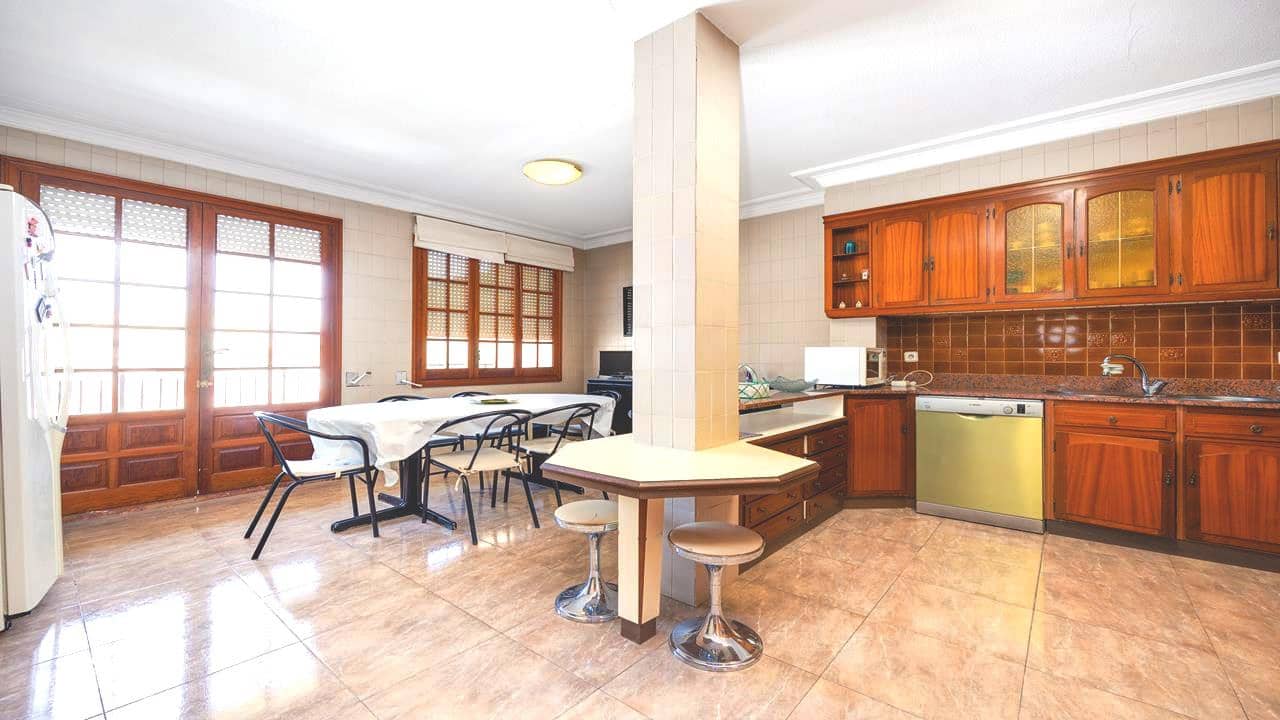 12 Zimmer Villa zu verkaufen in Callosa de Segura mit Pool Garage - 1.065.000 € (Ref: 9080952)