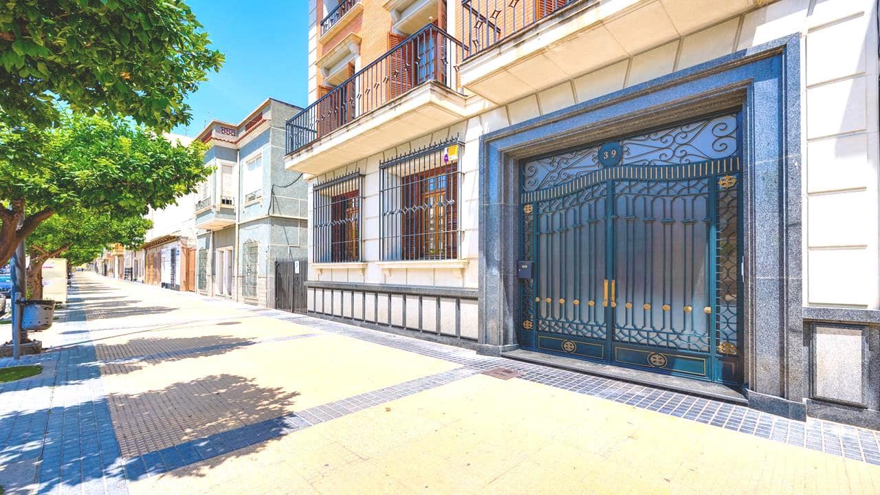 12 Zimmer Villa zu verkaufen in Callosa de Segura mit Pool Garage - 1.065.000 € (Ref: 9080952)