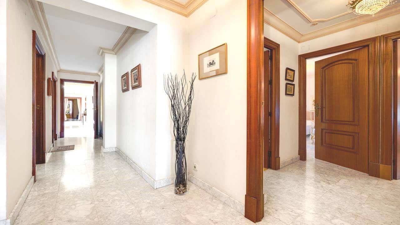 12 Zimmer Villa zu verkaufen in Callosa de Segura mit Pool Garage - 1.065.000 € (Ref: 9080952)