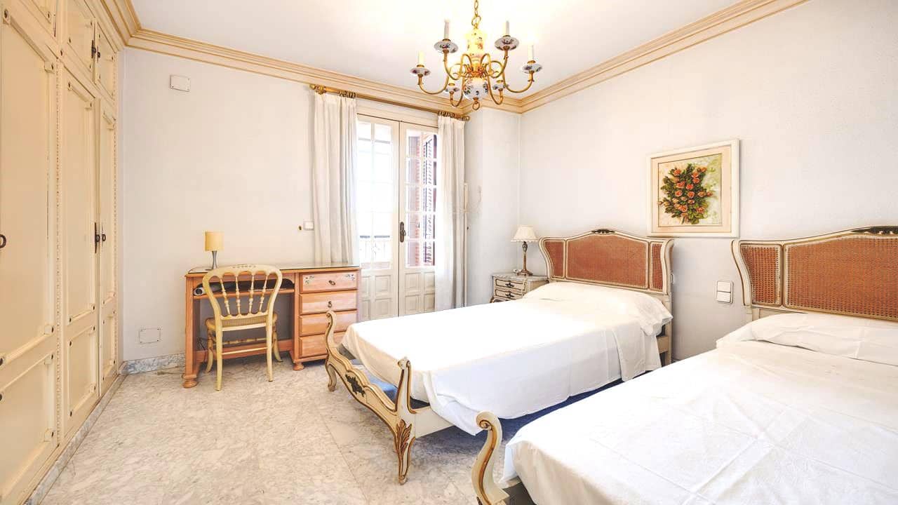 12 Zimmer Villa zu verkaufen in Callosa de Segura mit Pool Garage - 1.065.000 € (Ref: 9080952)