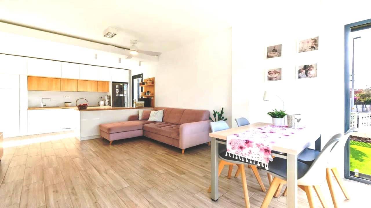 3 sovrum Villa till salu i La Zenia med pool garage - 499 000 € (Ref: 9086154)