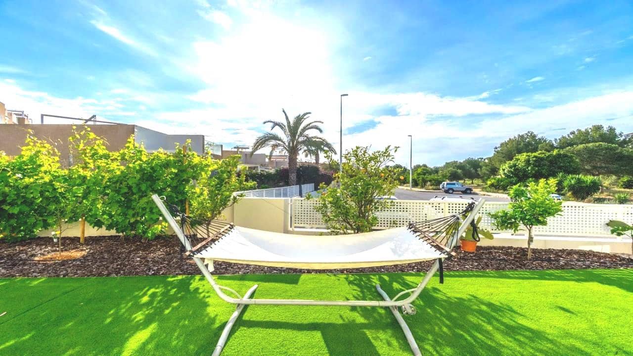 3 sovrum Villa till salu i La Zenia med pool garage - 499 000 € (Ref: 9086154)