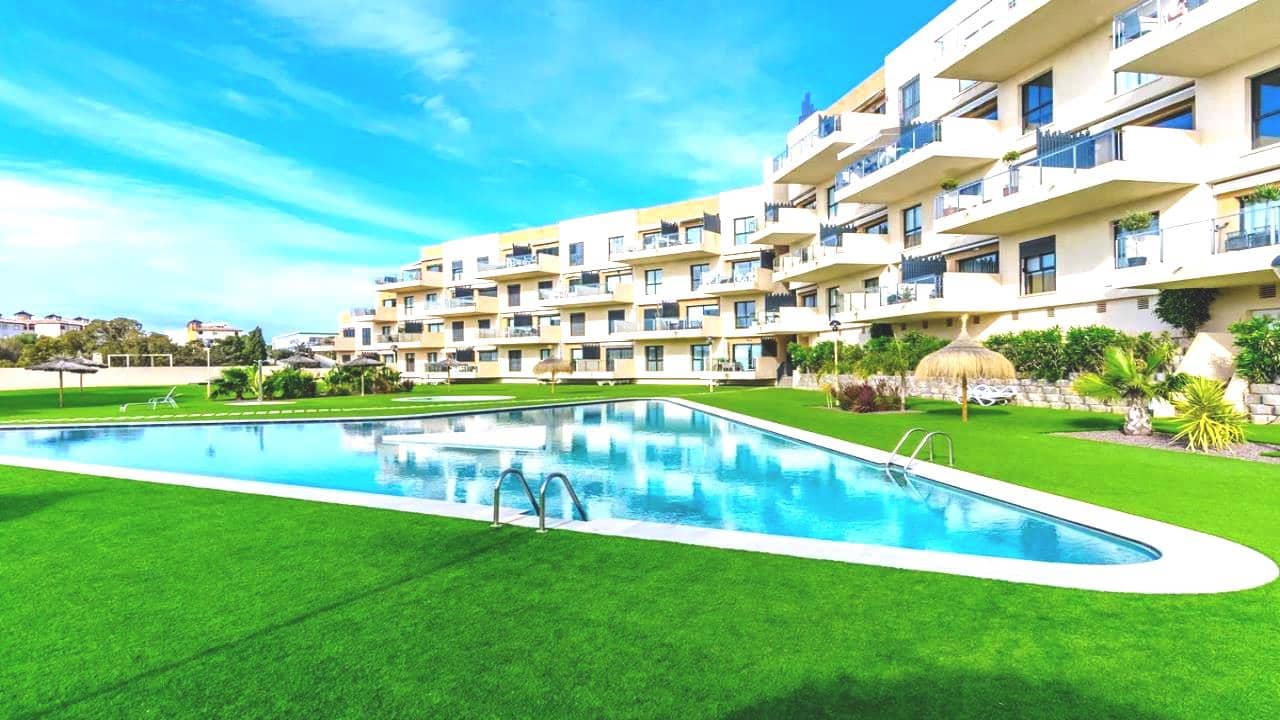 3 sovrum Villa till salu i La Zenia med pool garage - 499 000 € (Ref: 9086154)