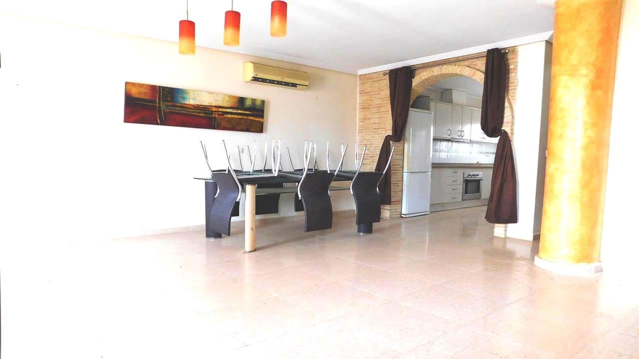 3 soveværelse Villa til salg i Ciudad Quesada med swimmingpool garage - € 190.000 (Ref: 9087170)