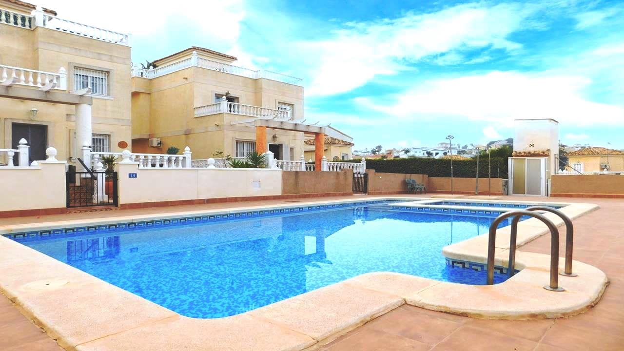 3 soveværelse Villa til salg i Ciudad Quesada med swimmingpool garage - € 190.000 (Ref: 9087170)