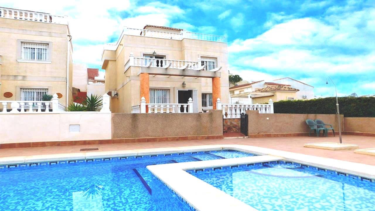 3 soveværelse Villa til salg i Ciudad Quesada med swimmingpool garage - € 190.000 (Ref: 9087170)