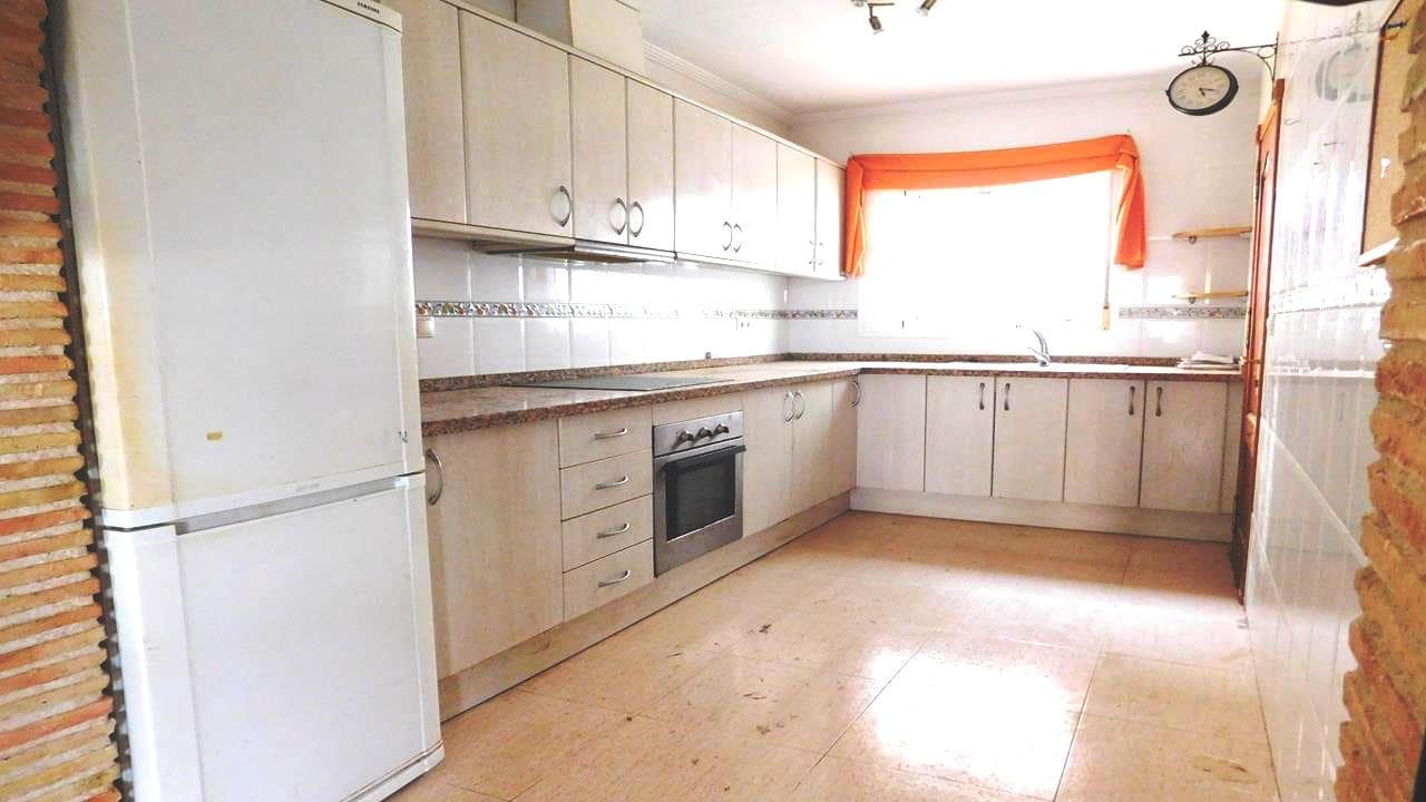 3 soveværelse Villa til salg i Ciudad Quesada med swimmingpool garage - € 190.000 (Ref: 9087170)