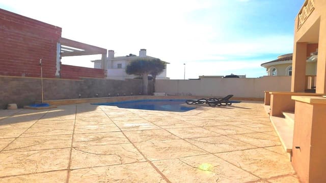 4 chambre Villa/Maison à vendre à Ciudad Quesada, Rojales avec piscine garage - 520 000 € (Ref: 9088256)