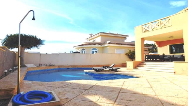 4 chambre Villa/Maison à vendre à Ciudad Quesada, Rojales avec piscine garage - 520 000 € (Ref: 9088256)