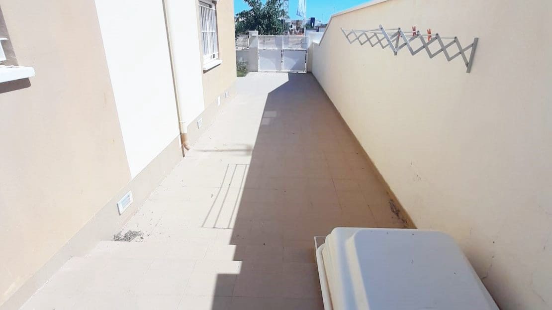 4 bedroom Townhouse for sale in Pilar de la Horadada with pool garage - € 349,000 (Ref: 9097396)