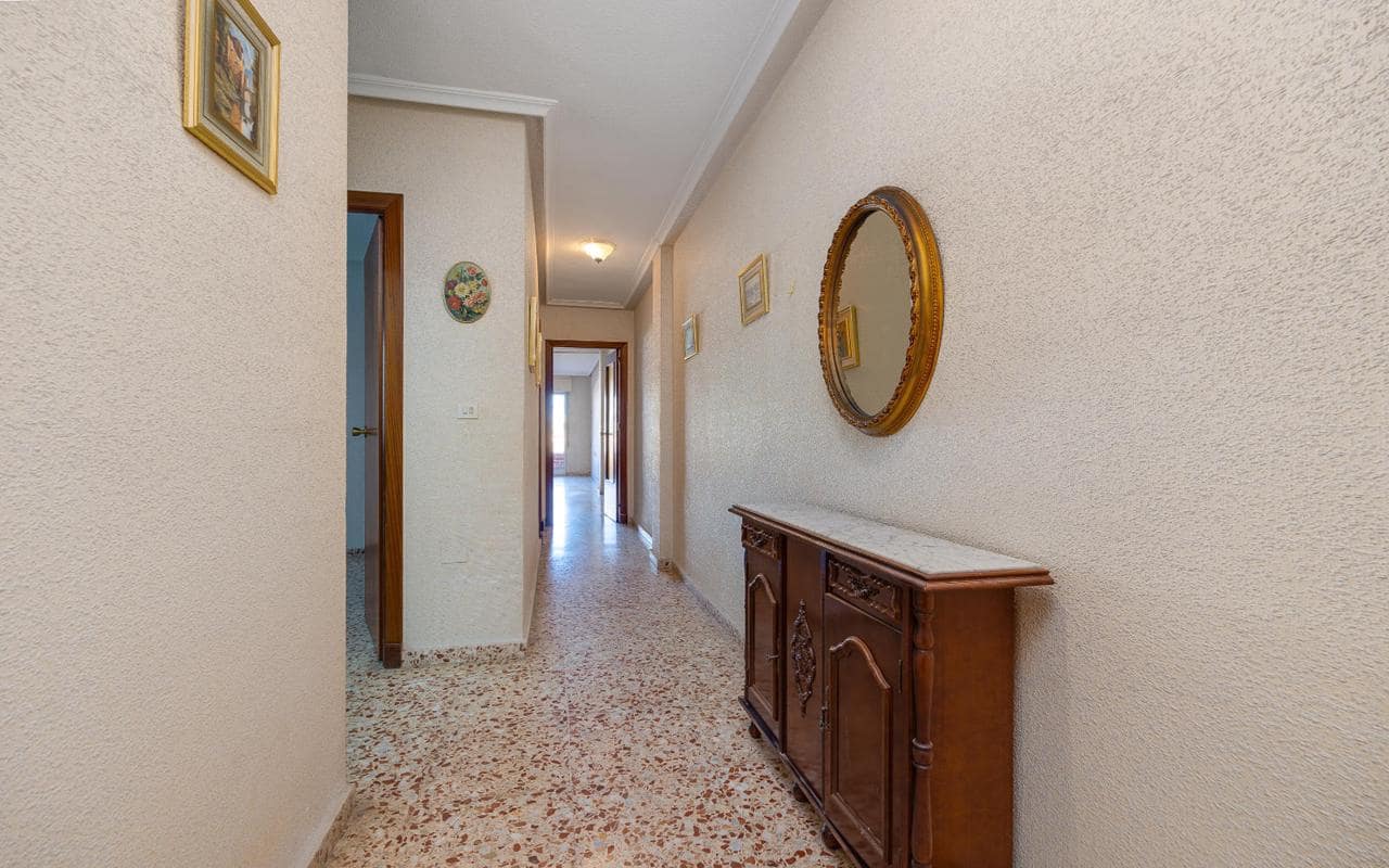 4 slaapkamer Appartement te koop in San Pedro del Pinatar met garage - € 149.995 (Ref: 9130511)