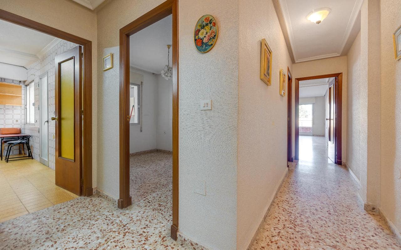 4 slaapkamer Appartement te koop in San Pedro del Pinatar met garage - € 149.995 (Ref: 9130511)
