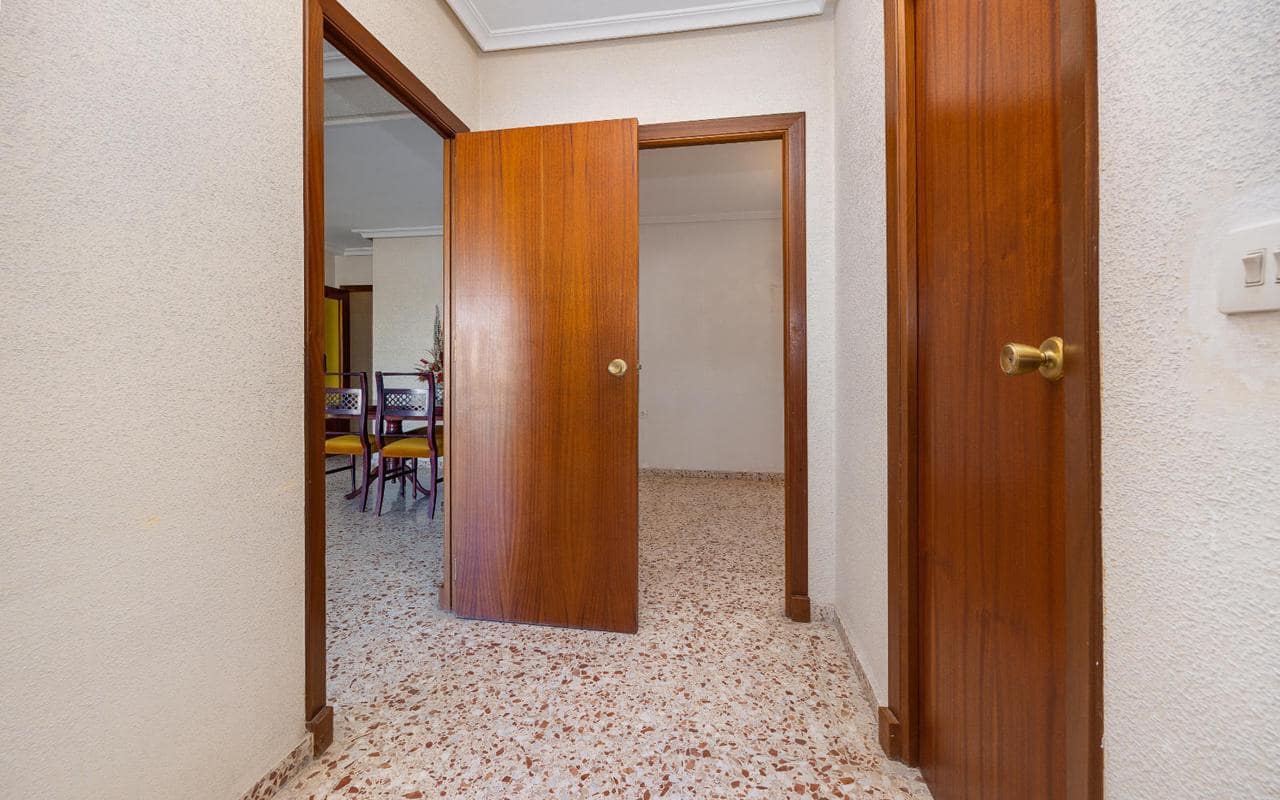 4 slaapkamer Appartement te koop in San Pedro del Pinatar met garage - € 149.995 (Ref: 9130511)