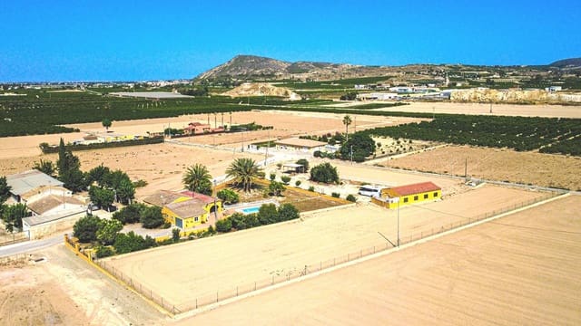 3 soveværelse Finca/Landehus til salg i Los Desamparados, Orihuela med swimmingpool garage - € 295.000 (Ref: 9136279)