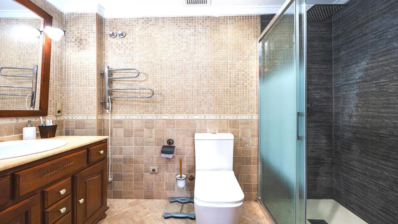 3 bedroom Apartment for sale in Torrevieja with pool - € 264,995 (Ref: 9143310)