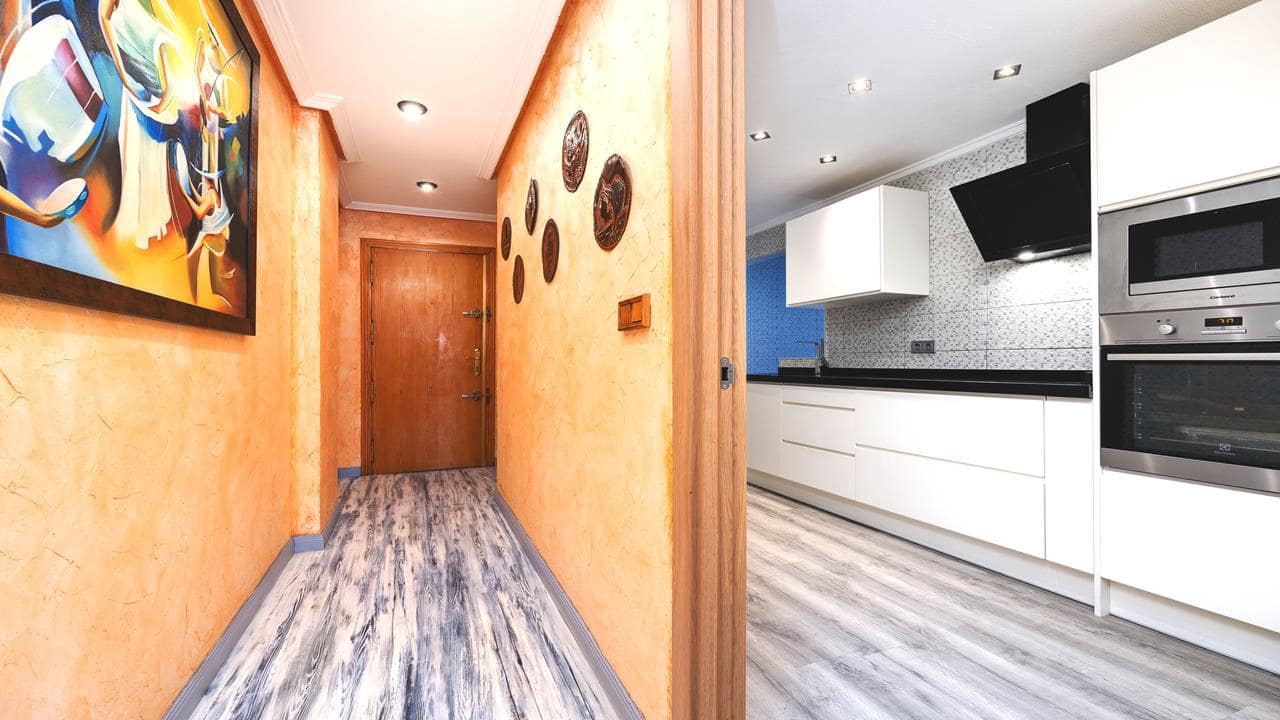 3 bedroom Apartment for sale in Torrevieja with pool - € 264,995 (Ref: 9143310)