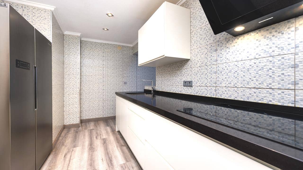 3 bedroom Apartment for sale in Torrevieja with pool - € 264,995 (Ref: 9143310)