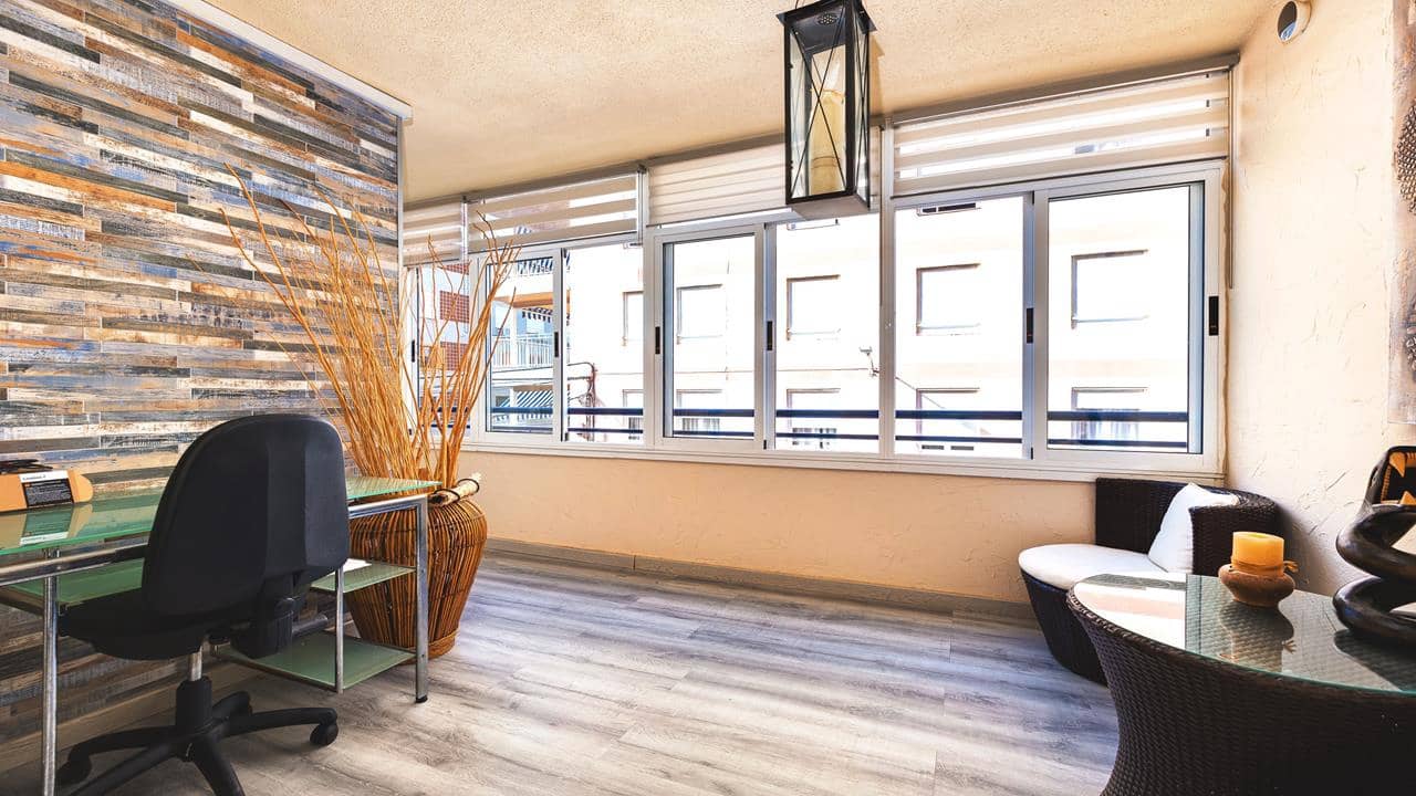 3 bedroom Apartment for sale in Torrevieja with pool - € 264,995 (Ref: 9143310)