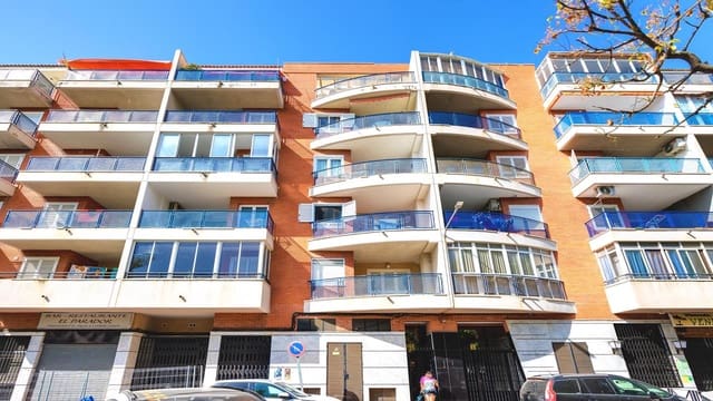 3 bedroom Apartment for sale in Torrevieja with pool - € 264,995 (Ref: 9143310)