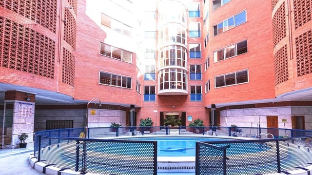 3 bedroom Apartment for sale in Torrevieja with pool - € 264,995 (Ref: 9143310)