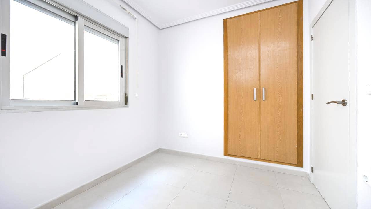 3 soverom Leilighet til salgs i Torrevieja med garasje - € 178 995 (Ref: 9151147)