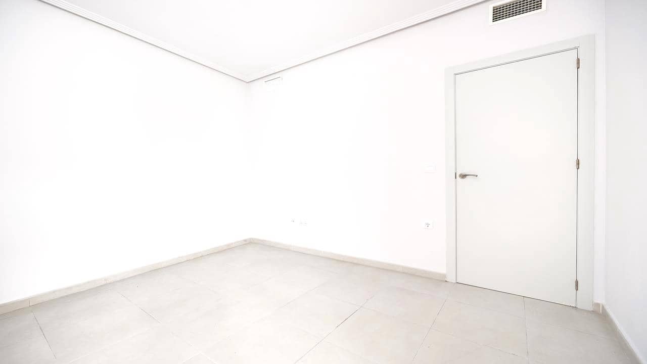 3 soverom Leilighet til salgs i Torrevieja med garasje - € 178 995 (Ref: 9151147)