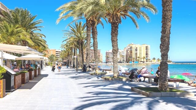 3 soverom Leilighet til salgs i Torrevieja med garasje - € 178 995 (Ref: 9151147)