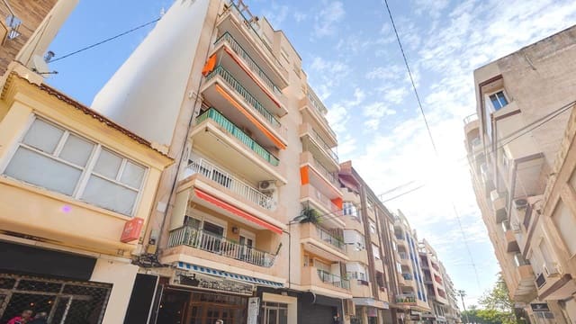 3 camera da letto Appartamento in vendita in Torrevieja - 210.000 € (Rif: 9153102)