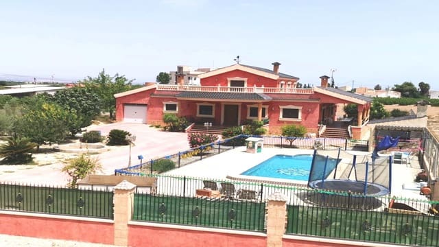 4 bedroom Villa for sale in La Campaneta, Orihuela with pool garage - € 450,000 (Ref: 9153325)