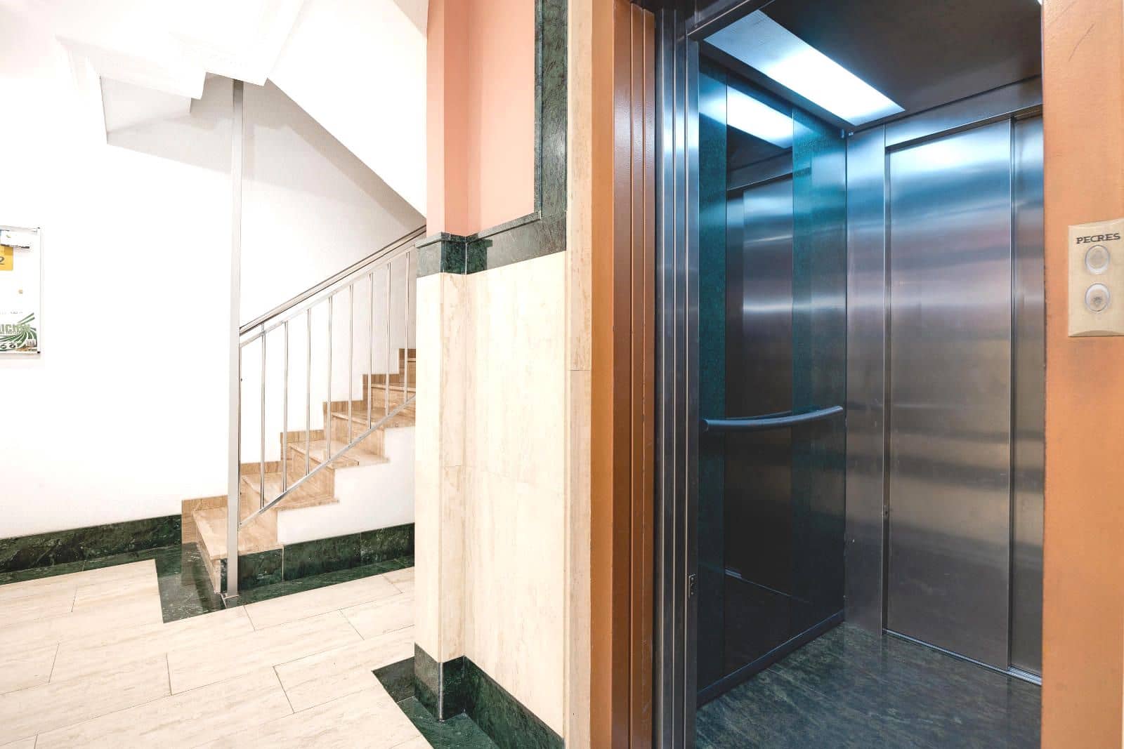 3 Zimmer Apartment zu verkaufen in Torrevieja - 430.000 € (Ref: 9158765)