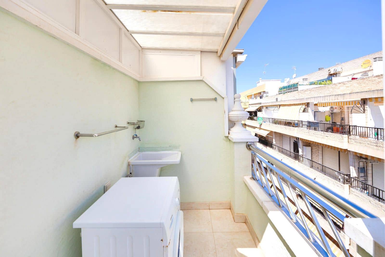 3 Zimmer Apartment zu verkaufen in Torrevieja - 430.000 € (Ref: 9158765)