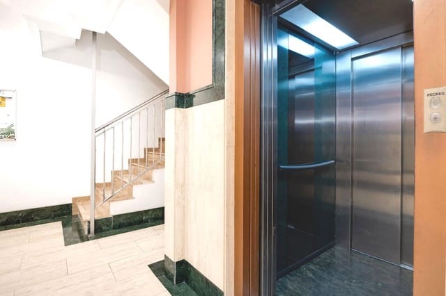 3 Zimmer Apartment zu verkaufen in Torrevieja - 430.000 € (Ref: 9158765)