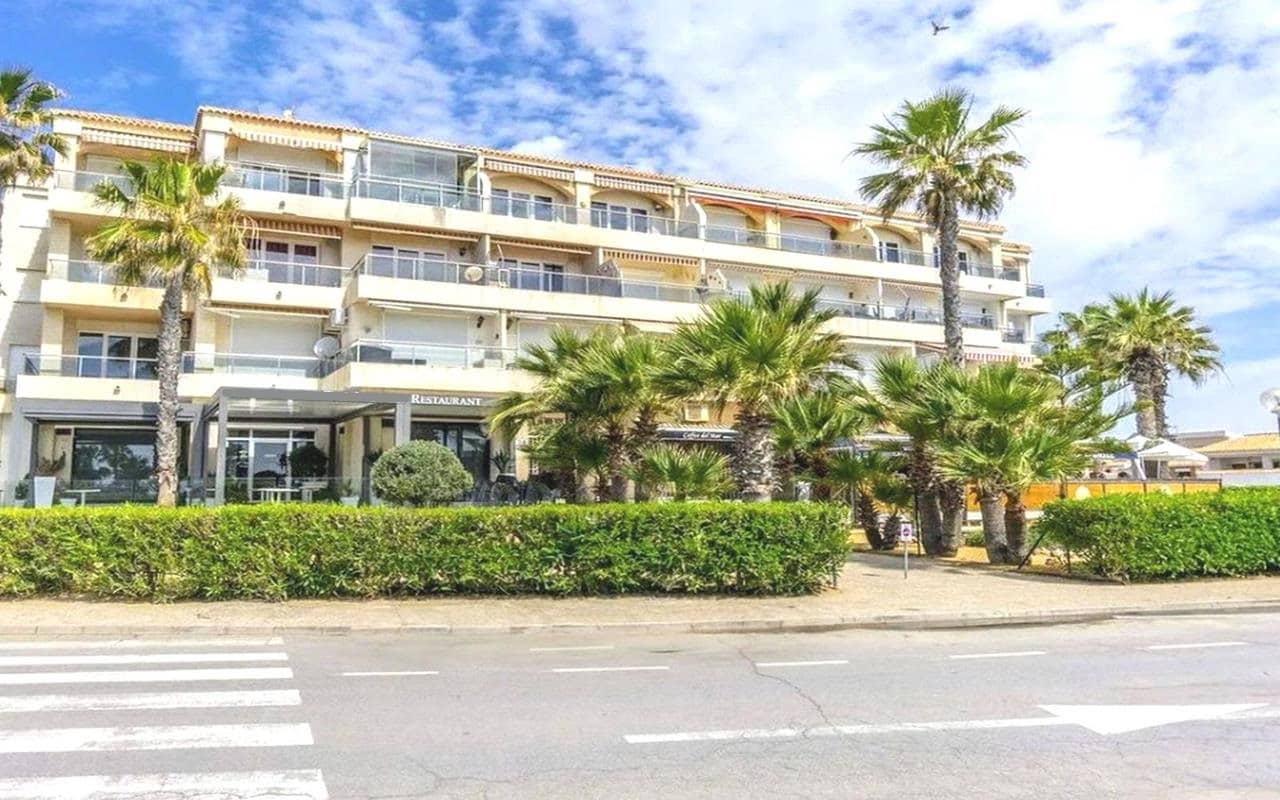 3 soveværelse Lejlighed til salg i Playa Flamenca med swimmingpool garage - € 340.000 (Ref: 9160549)
