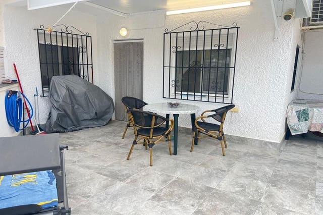 2 sypialnia Bungalow na sprzedaż w La Torreta, Torrevieja z garażem - 103 000 € (Ref: 9172471)