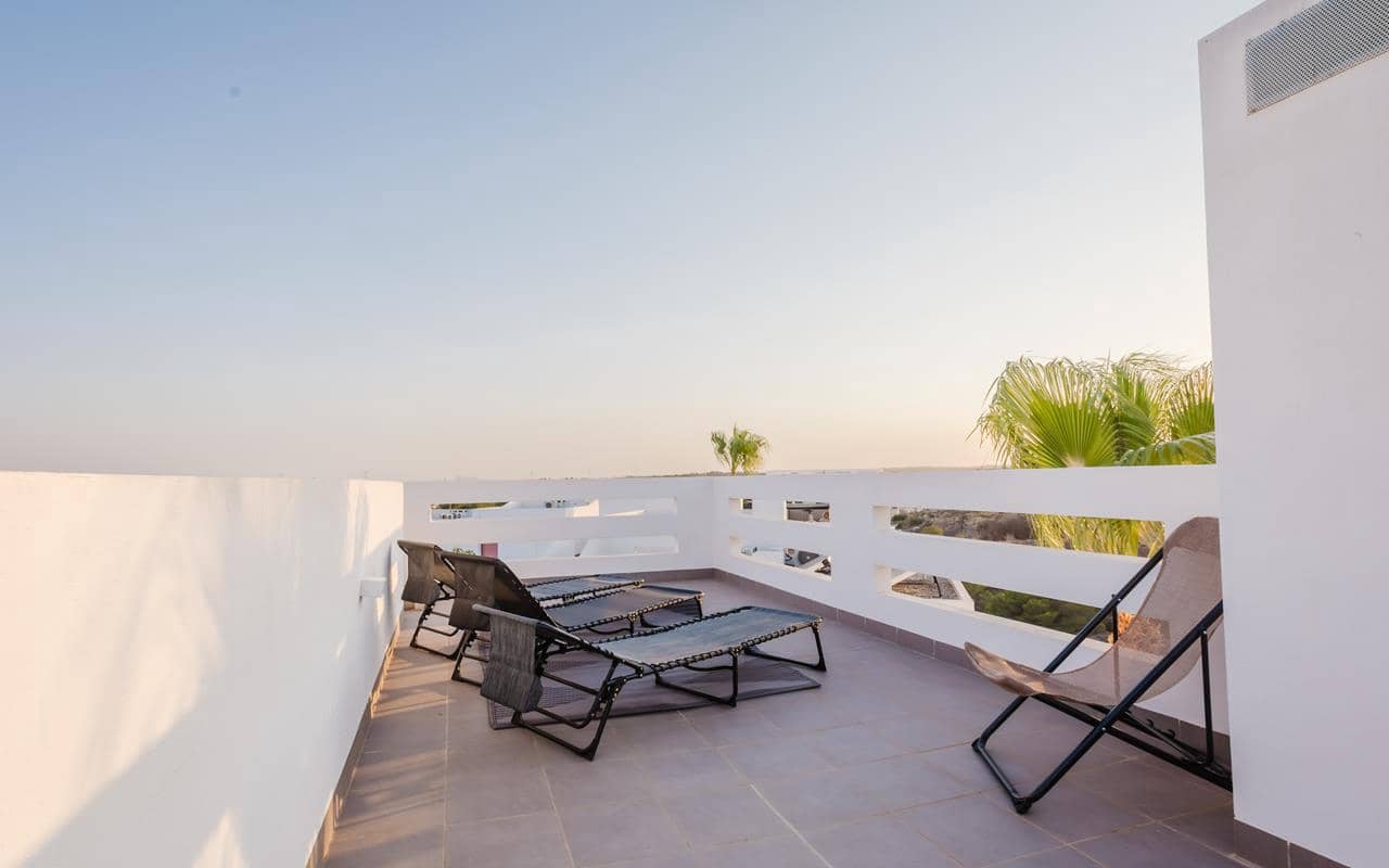 2 soveværelse Penthouse til salg i Dehesa de Campoamor med swimmingpool garage - € 365.000 (Ref: 9172592)