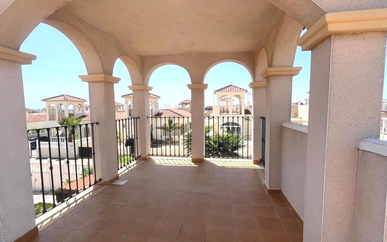 3 soverom Villa til salgs i Lo Crispin med svømmebasseng garasje - € 215 000 (Ref: 9175534)