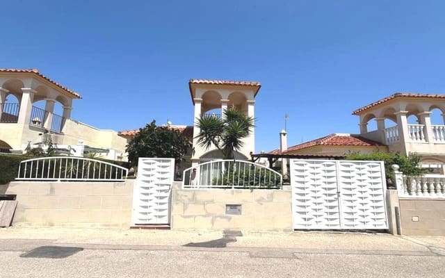 3 soverom Villa til salgs i Lo Crispin, Algorfa med svømmebasseng garasje - € 215 000 (Ref: 9175534)