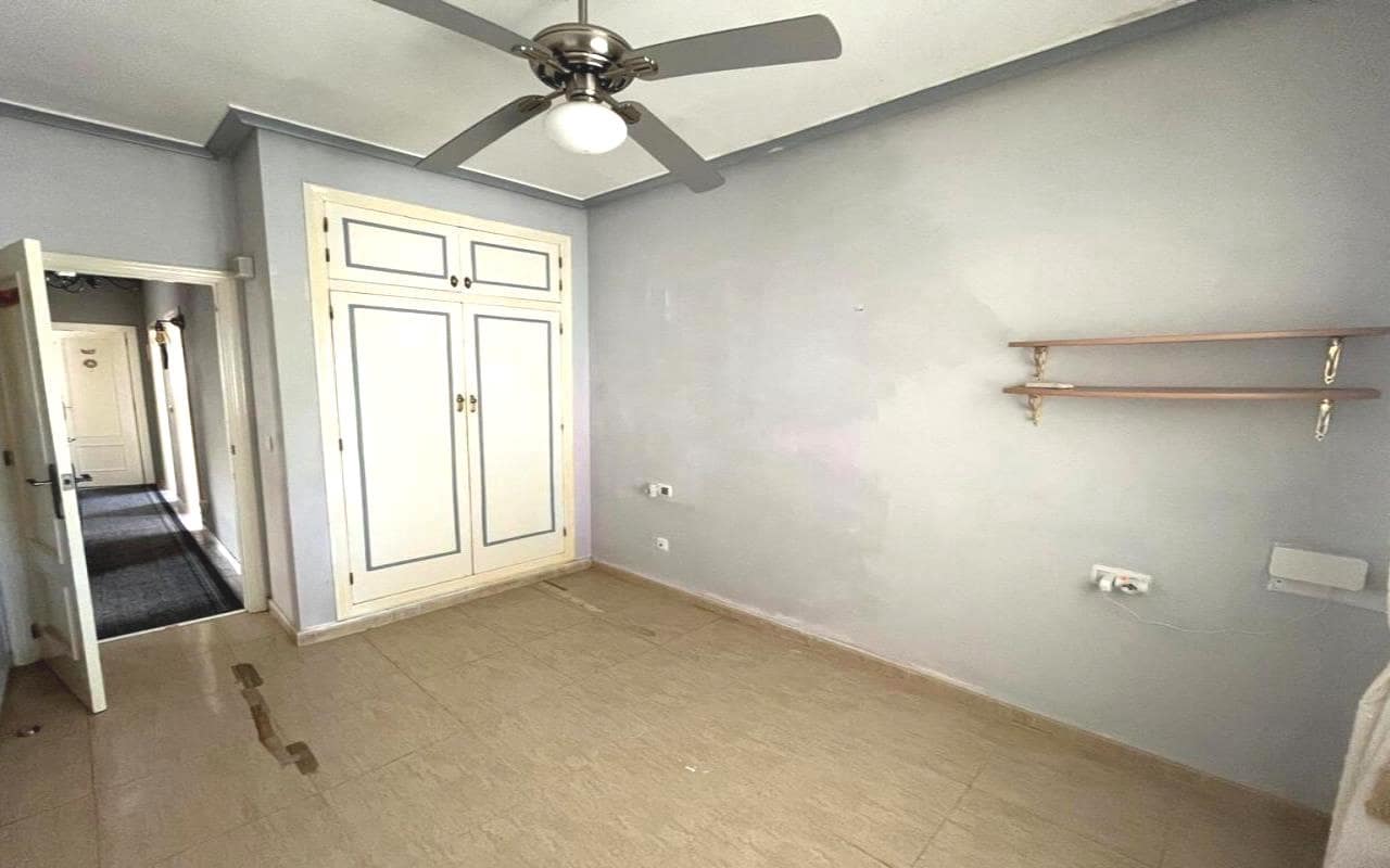 3 soverom Villa til salgs i Lo Crispin med svømmebasseng garasje - € 215 000 (Ref: 9175534)