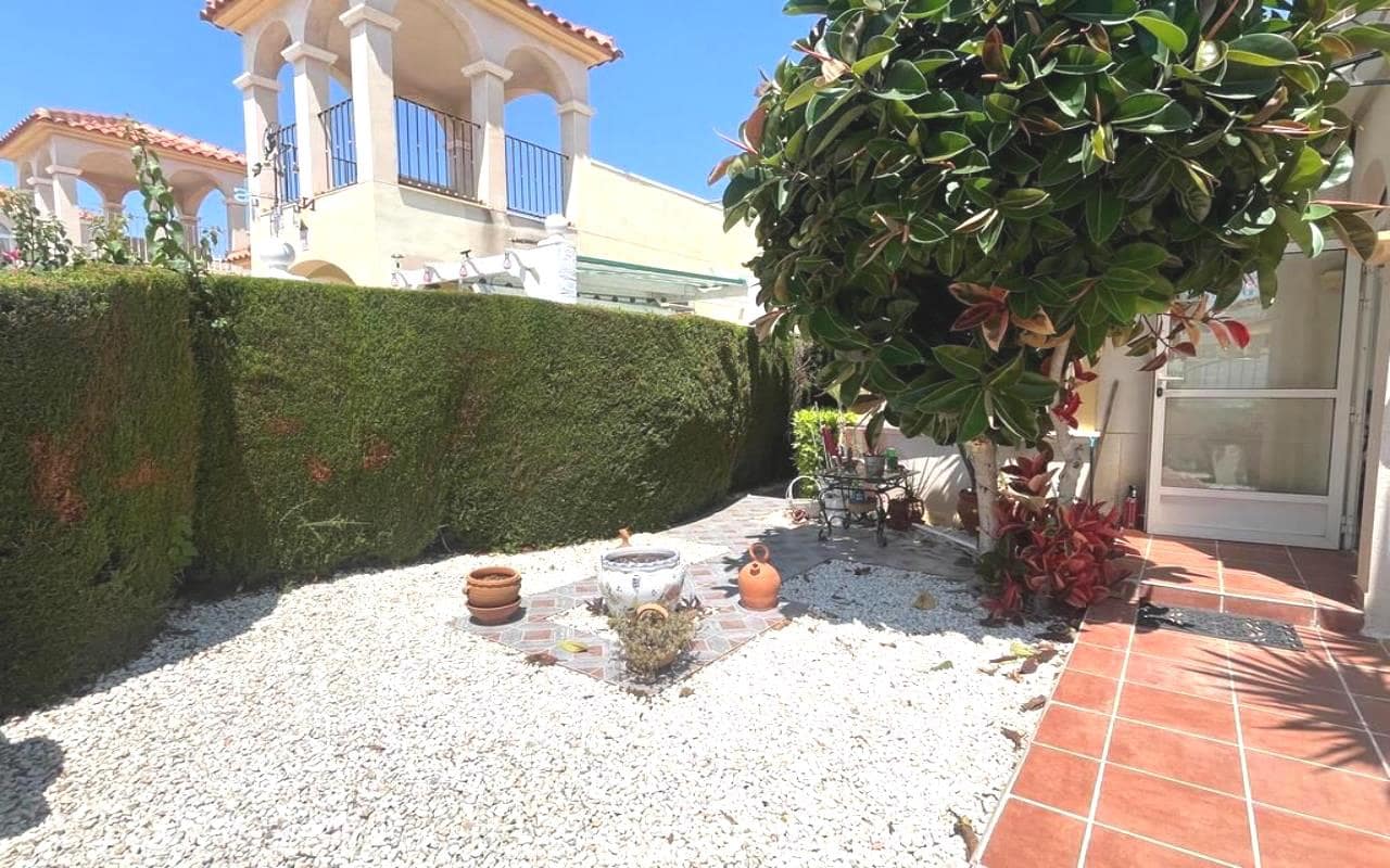 3 soverom Villa til salgs i Lo Crispin med svømmebasseng garasje - € 215 000 (Ref: 9175534)